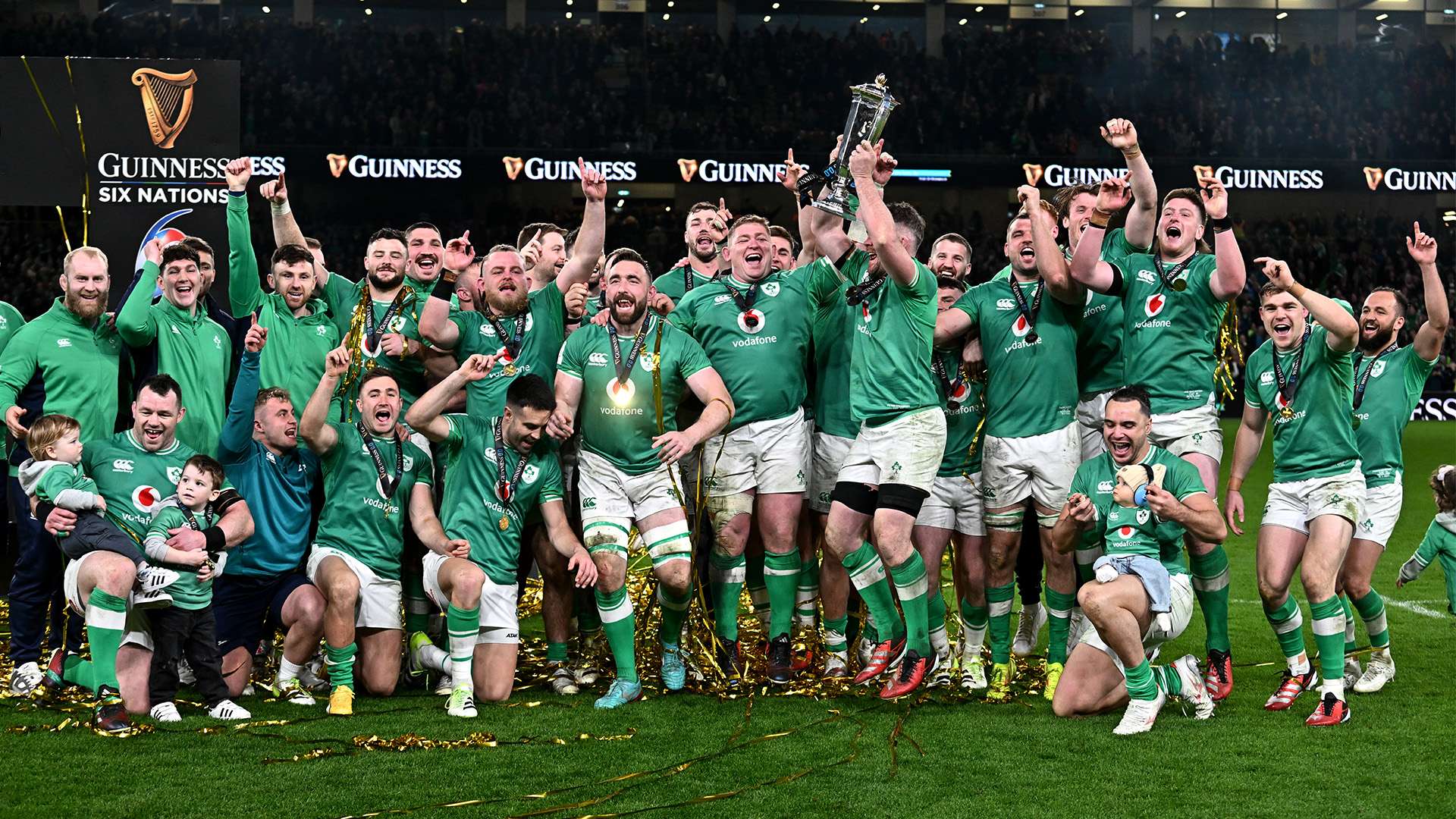 队友之间的 队友之间的